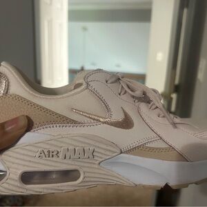 Nike Pale Pink Sneakers with Air Max Cushioning
